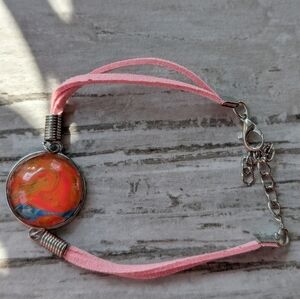 🄷🄰🄽🄳🄼🄰🄳🄴 🄵🄻🅄🄸🄳 🄰🅁🅃 🄱🅁🄰🄲🄴🄻🄴🅃